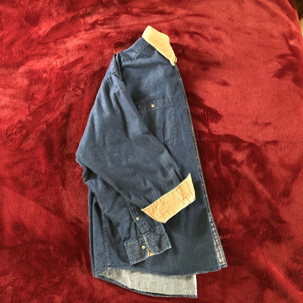 Men’s Long Sleeve Denim Shirt w/ Corduroy collar
